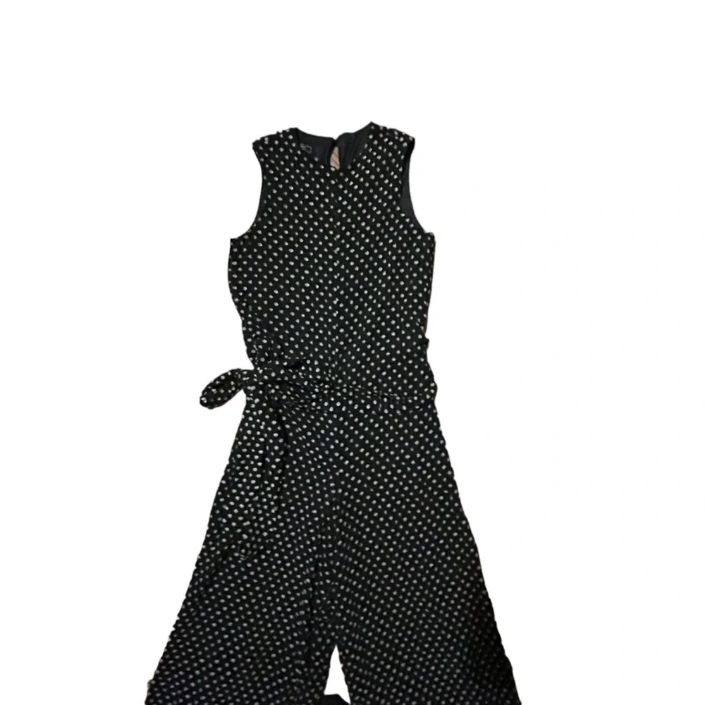 IVONNE black & white Polka dot jumpsuit- nice!‎ Size small/CH